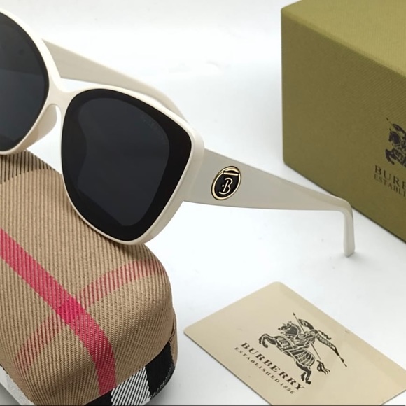 Burberry Sunglasses brand new in all colours - Picture 2 of 5